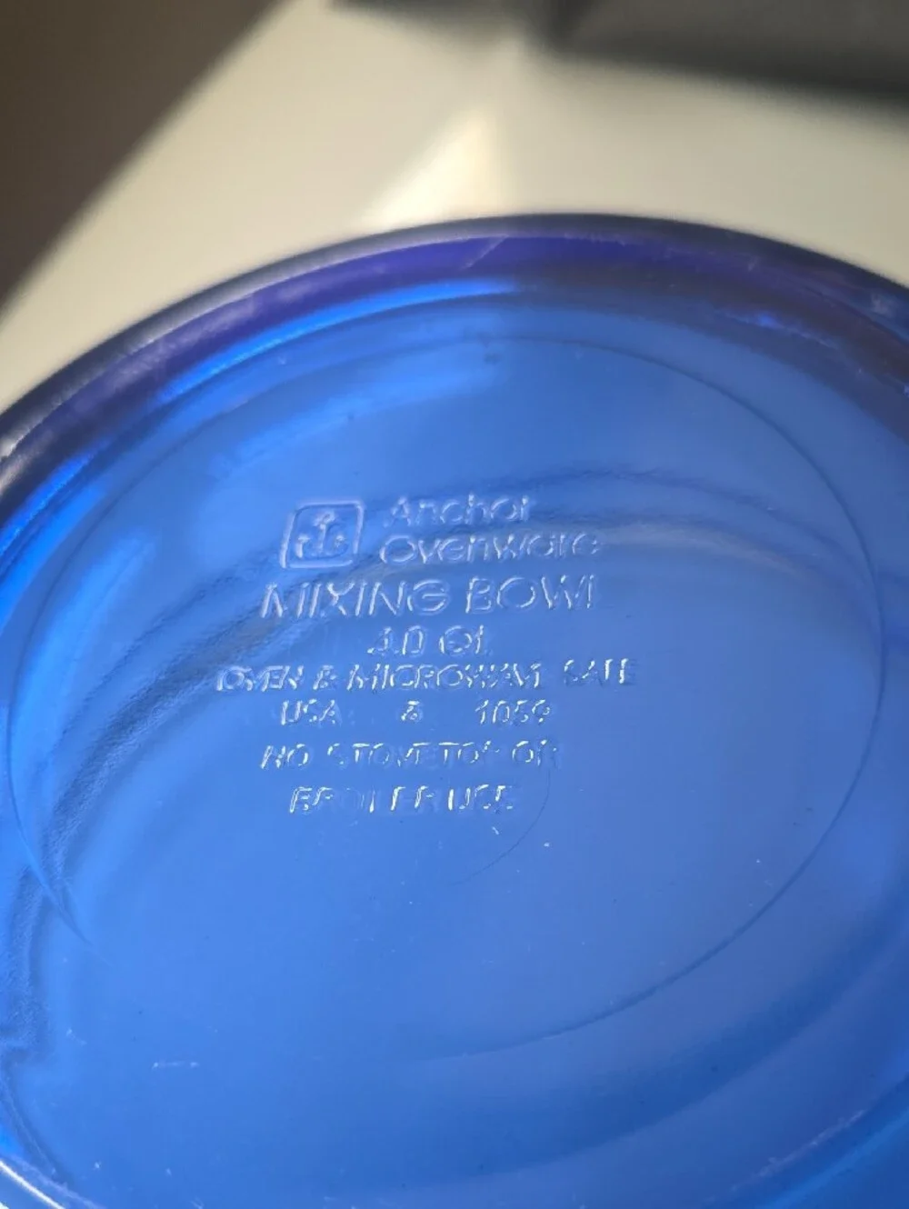 Anchor Hocking Blue Glass Mixing Bowl - Cobalt Accent 4.0 Qt.